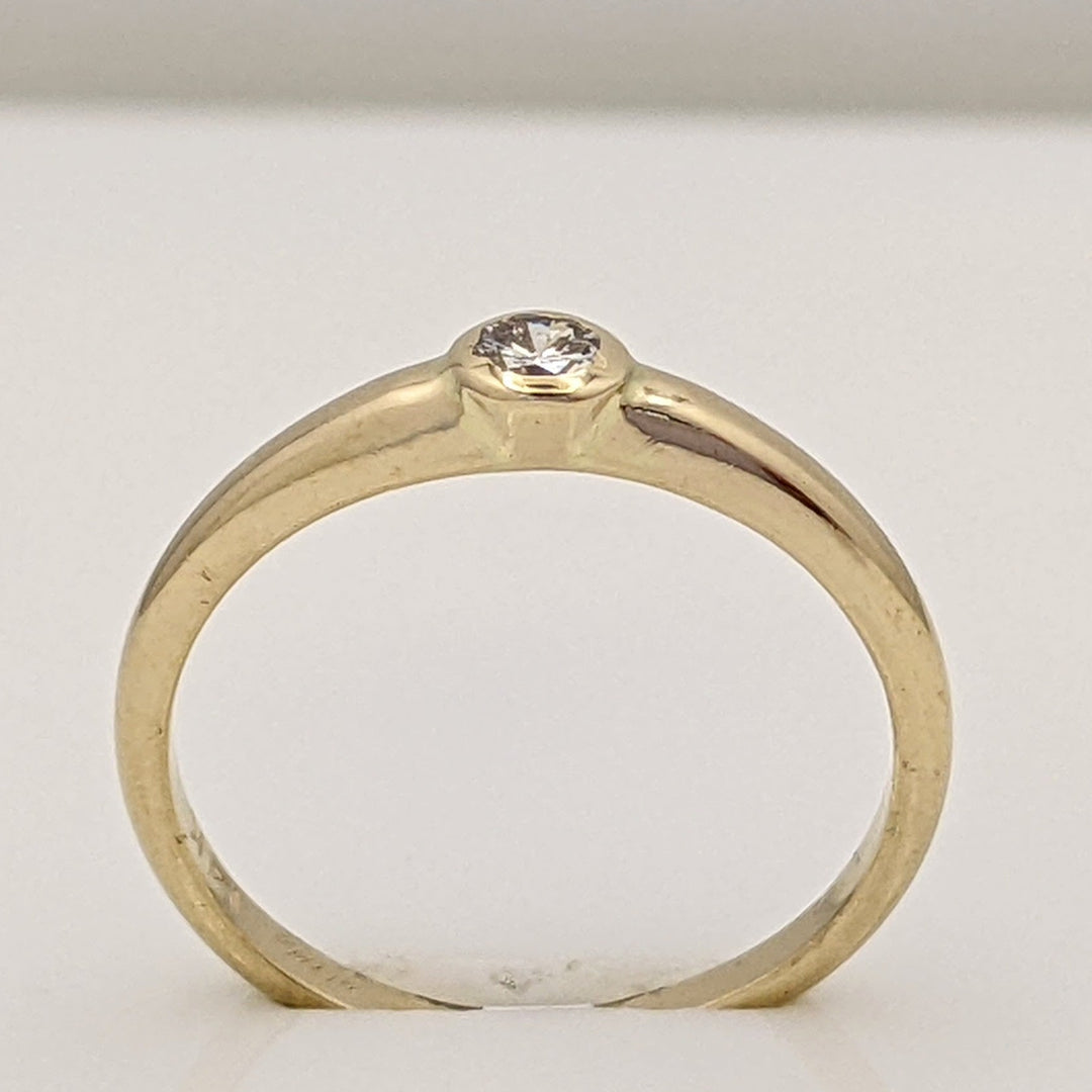 14K DIAMOND ROUND 2.2MM BEZEL ESTATE RING 1.4 GRAMS