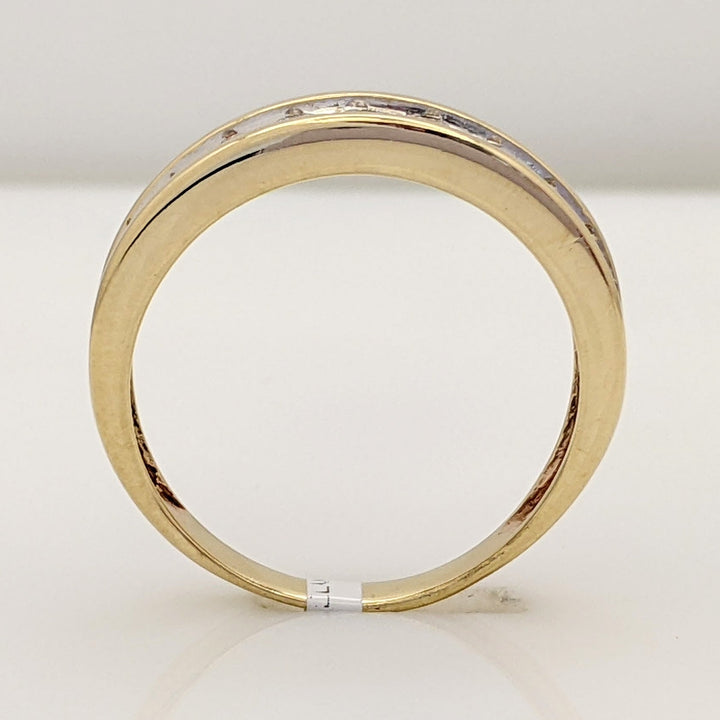 10K .83 CARAT TOTAL WEIGHT I2 H DIAMOND ROUND (11) ESTATE CHANNEL SET BAND 3.2 GRAMS