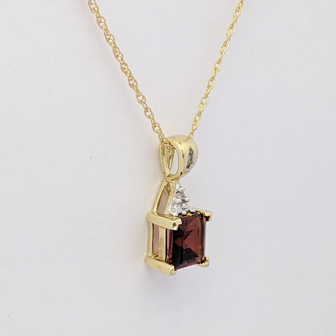 10K GARNET PRINCESS CUT 6MM WITH MELEE ESTATE PENDANT & CHAIN 1.7 GRAMS