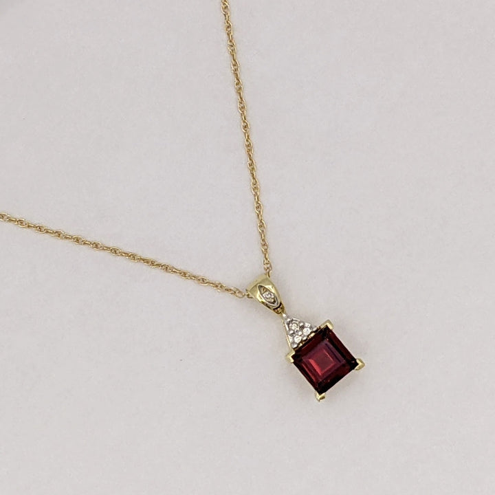 10K GARNET PRINCESS CUT 6MM WITH MELEE ESTATE PENDANT & CHAIN 1.7 GRAMS