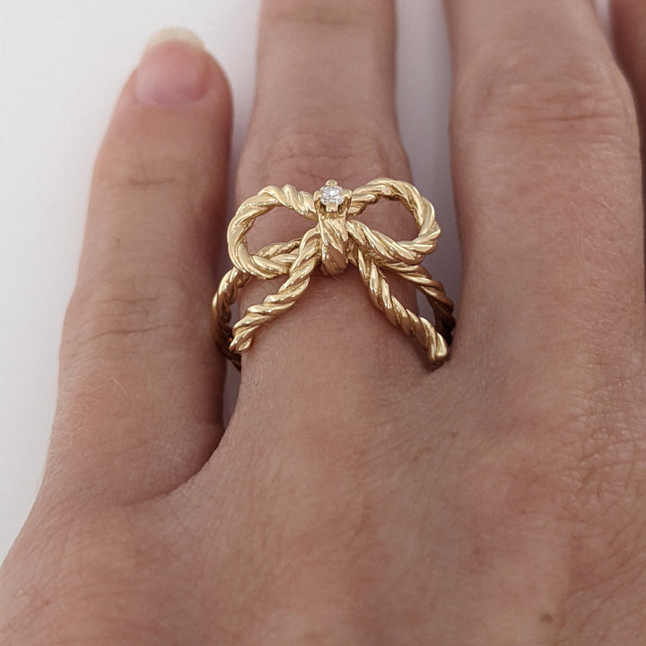 14K DIAMOND ROUND ROPE/TWIST BOW ESTATE RING 4.1 GRAMS