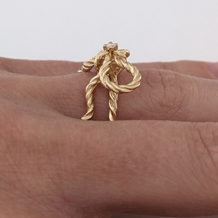 14K DIAMOND ROUND ROPE/TWIST BOW ESTATE RING 4.1 GRAMS
