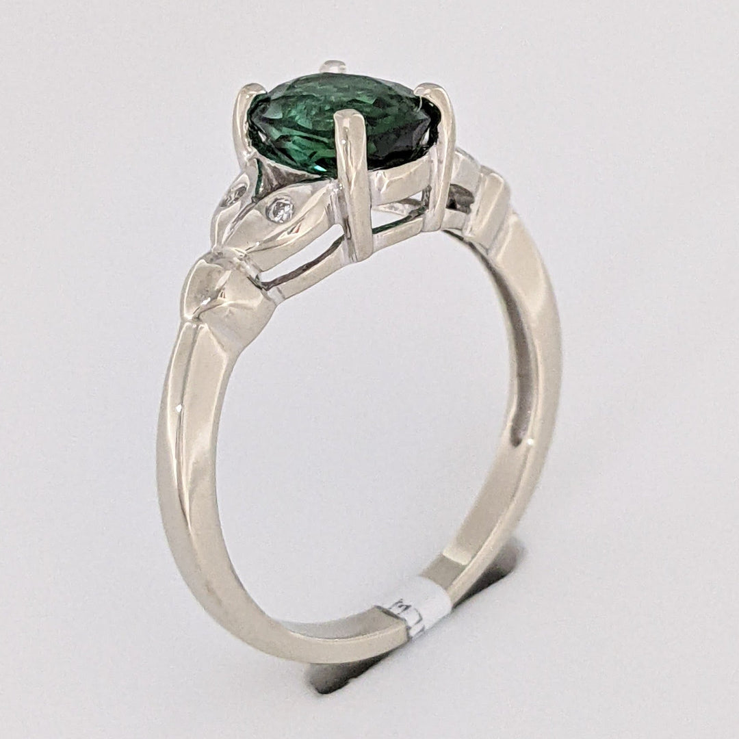 14K WHITE GREEN TOURMALINE OVAL 1.46 CARAT TOTAL WITH .04 DIAMOND TOTAL WEIGHT LEAF ESTATE RING 3.1 GRAMS
