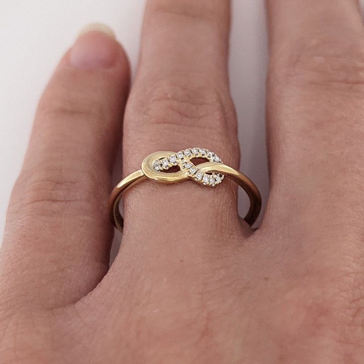 10K DIAMOND ROUND POLISHED INFINITY ESTATE RING 1.6 GRAMS