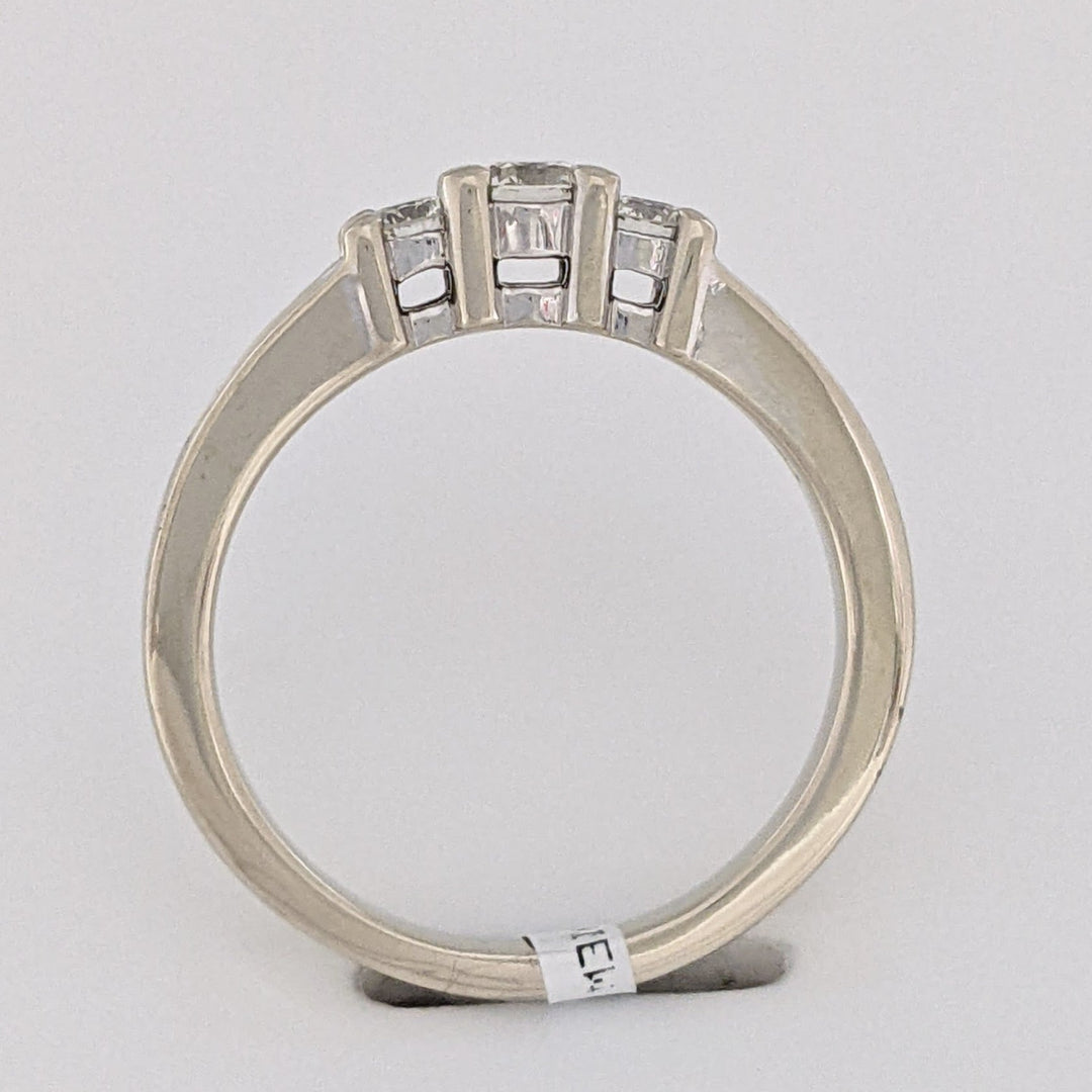 14K WHITE .41 CARAT TOTAL WEIGHT SI1 I DIAMOND ROUND (11) ESTATE TRINITY RING 3.7 GRAMS