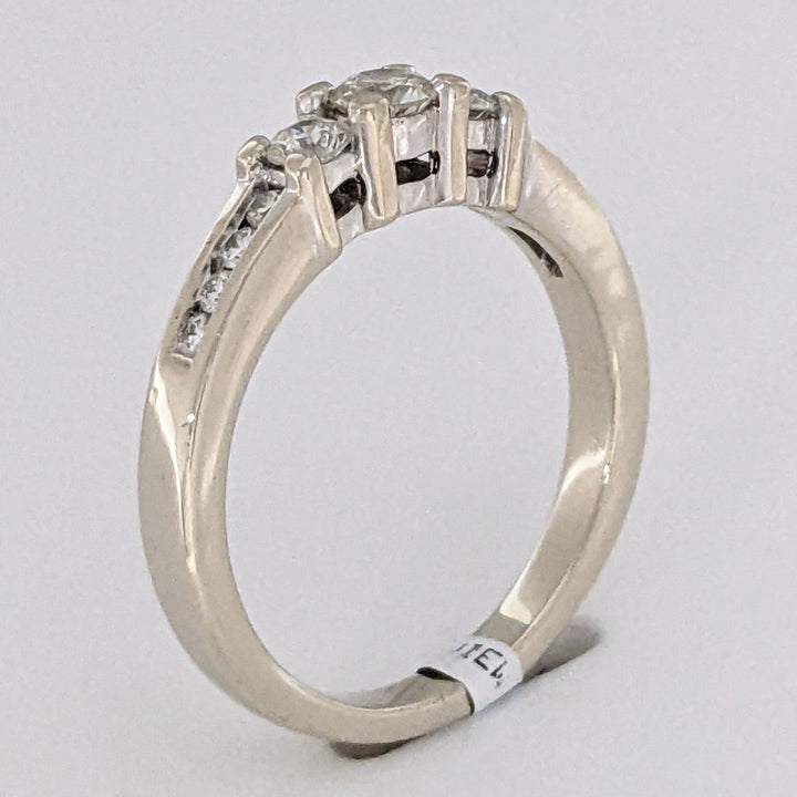 14K WHITE .41 CARAT TOTAL WEIGHT SI1 I DIAMOND ROUND (11) ESTATE TRINITY RING 3.7 GRAMS