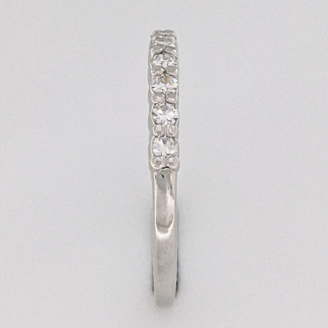 14K WHITE .25 CARAT TOTAL WEIGHT VS2 I DIAMOND ROUND (9) ESTATE PRONG SET BAND 1.7 GRAMS