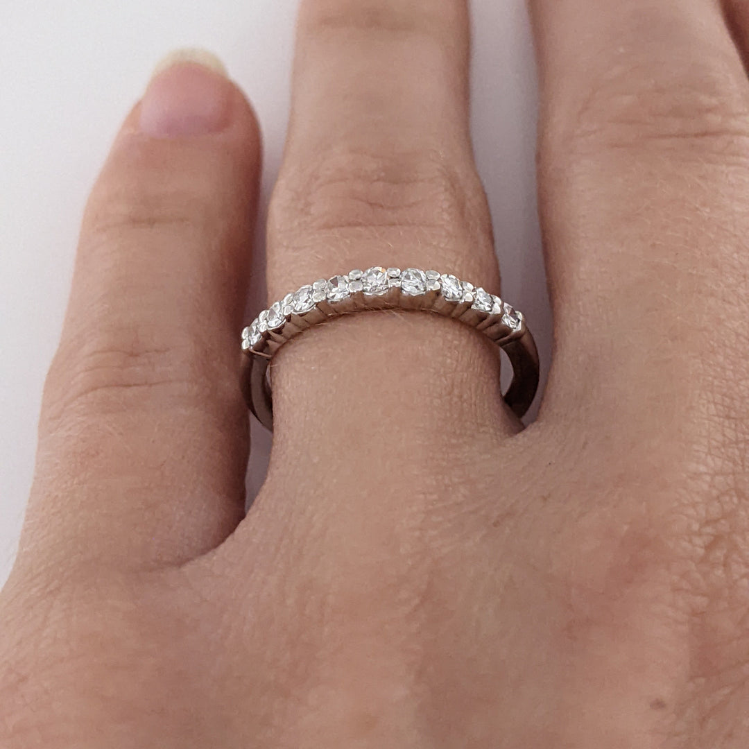 14K WHITE .25 CARAT TOTAL WEIGHT VS2 I DIAMOND ROUND (9) ESTATE PRONG SET BAND 1.7 GRAMS