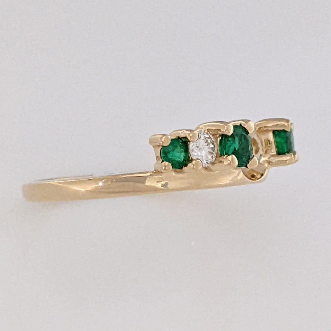 14K EMERALD ROUND 2-3MM (4) DIAMOND ROUND (2) .12 CARAT TOTAL WEIGHT ESTATE WRAP 2.6 GRAMS