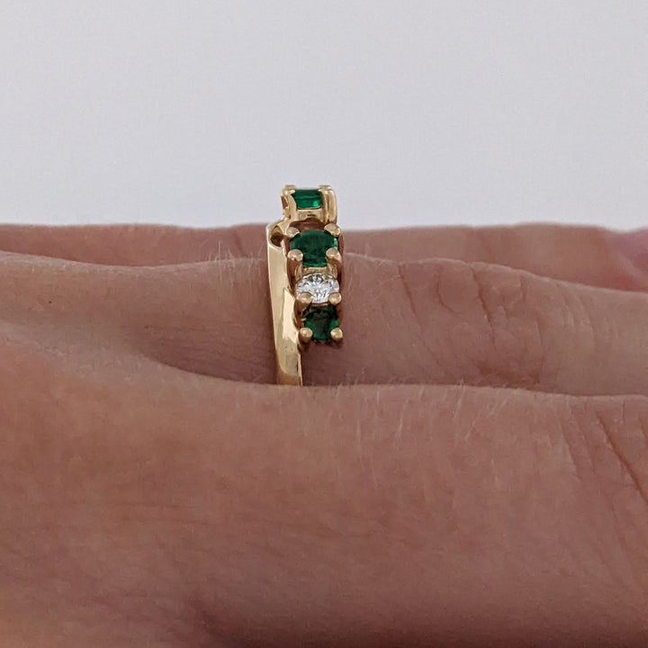 14K EMERALD ROUND 2-3MM (4) DIAMOND ROUND (2) .12 CARAT TOTAL WEIGHT ESTATE WRAP 2.6 GRAMS