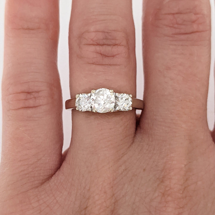 14K WHITE .98 CARAT TOTAL WEIGHT I1 I DIAMOND ROUND (3) ESTATE TRINITY RING 3.3 GRAMS