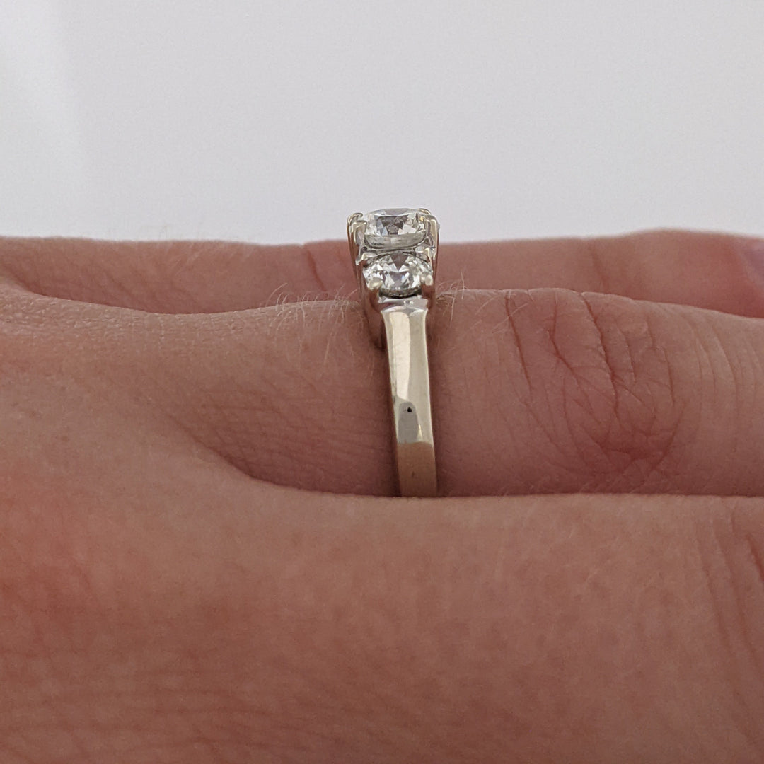 14K WHITE .98 CARAT TOTAL WEIGHT I1 I DIAMOND ROUND (3) ESTATE TRINITY RING 3.3 GRAMS