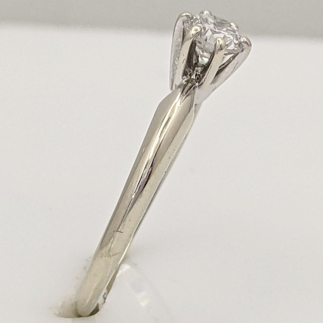 14K WHITE .31 CARAT TOTAL SI2 H DIAMOND ROUND ESTATE SOLITAIRE RING 1.6 GRAMS