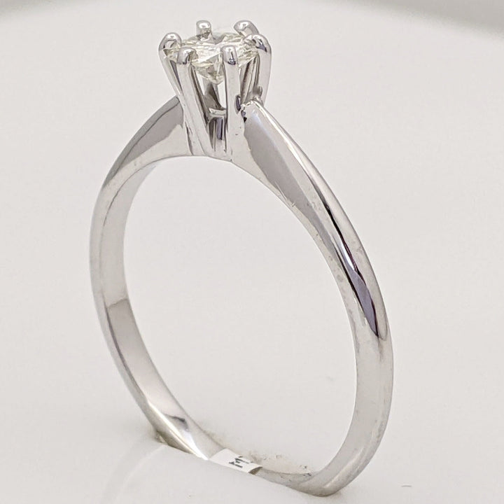 14K WHITE .27 CARAT TOTAL I1 I-J DIAMOND ROUND ESTATE SOLITAIRE RING 2.2 GRAMS