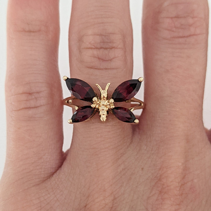 10K GARNET MARQUISE (4) BUTTERFLY ESTATE RING 2.7 GRAMS