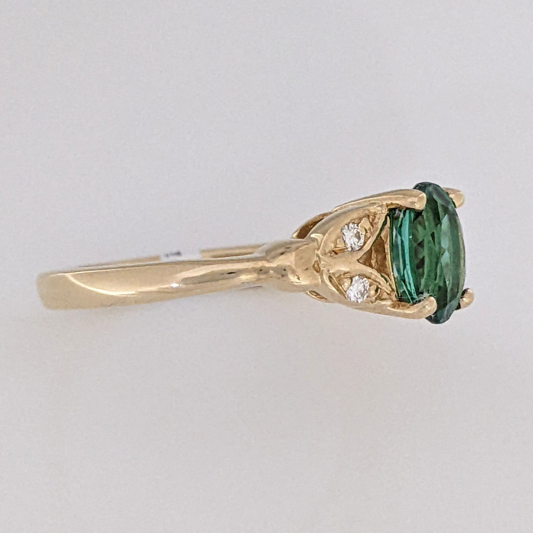 14K GREEN TOURMALINE 1.01 CARAT TOTAL WITH .04 DIAMOND TOTAL WEIGHT LEAF ESTATE RING 2.8 GRAMS