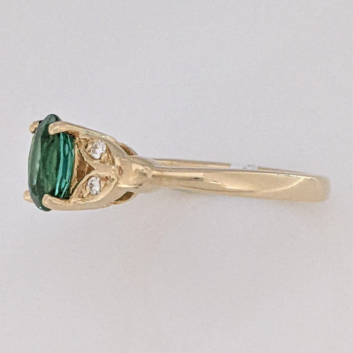 14K GREEN TOURMALINE 1.01 CARAT TOTAL WITH .04 DIAMOND TOTAL WEIGHT LEAF ESTATE RING 2.8 GRAMS