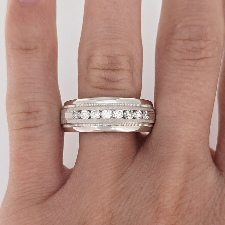 14K WHITE .48 CARAT TOTAL WEIGHT SI1 I DIAMOND ROUND (8) MILGRAIN DESIGN ESTATE BAND 9.3 GRAMS