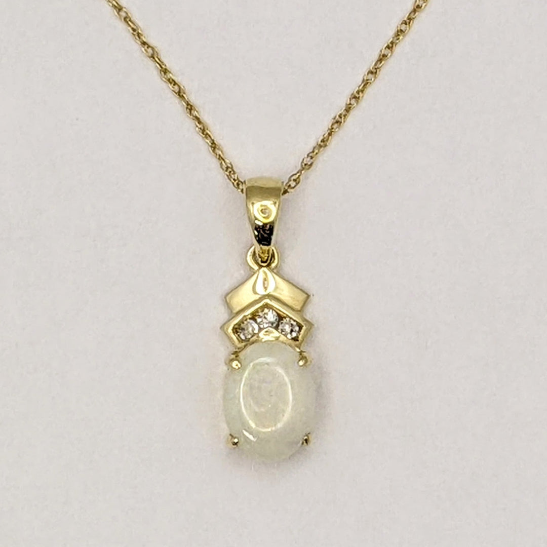 10K OPAL OVAL 6X8 WITH (3) MELEE ESTATE PENDANT & CHAIN 1.4 GRAMS