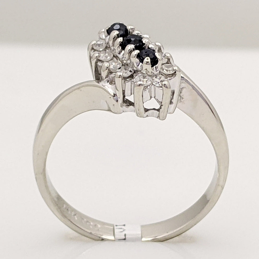 14K WHITE SAPPHIRE ROUND (3) WITH (12) MELEE ESTATE CLUSTER RING 2.3 GRAMS