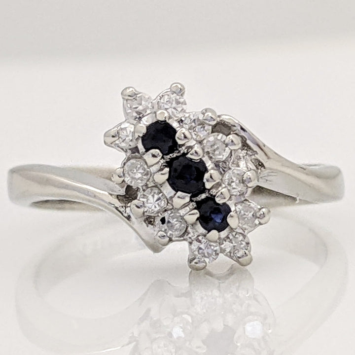14K WHITE SAPPHIRE ROUND (3) WITH (12) MELEE ESTATE CLUSTER RING 2.3 GRAMS