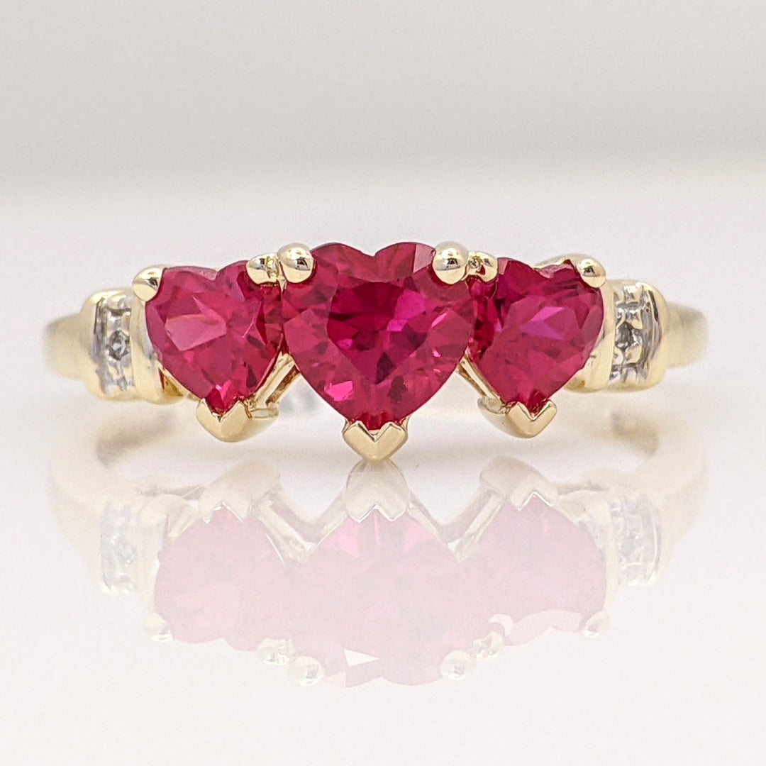 10K RED STONE HEART (3) WITH MELEE ESTATE RING 1.9 GRAMS