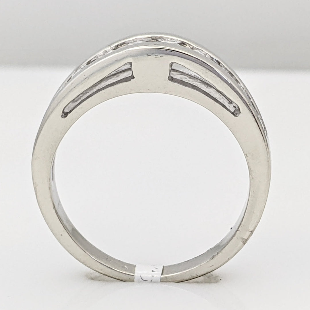 14K WHITE .40 CARAT TOTAL WEIGHT I1 H DIAMOND ROUND (10) ESTATE BAND 4.1 GRAMS