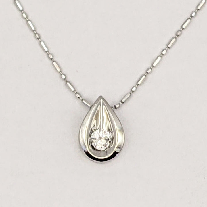 14K WHITE .11 CARAT TOTAL I1 H DIAMOND ROUND PEAR SHAPE ESTATE PENDANT & CHAIN 2.4 GRAMS