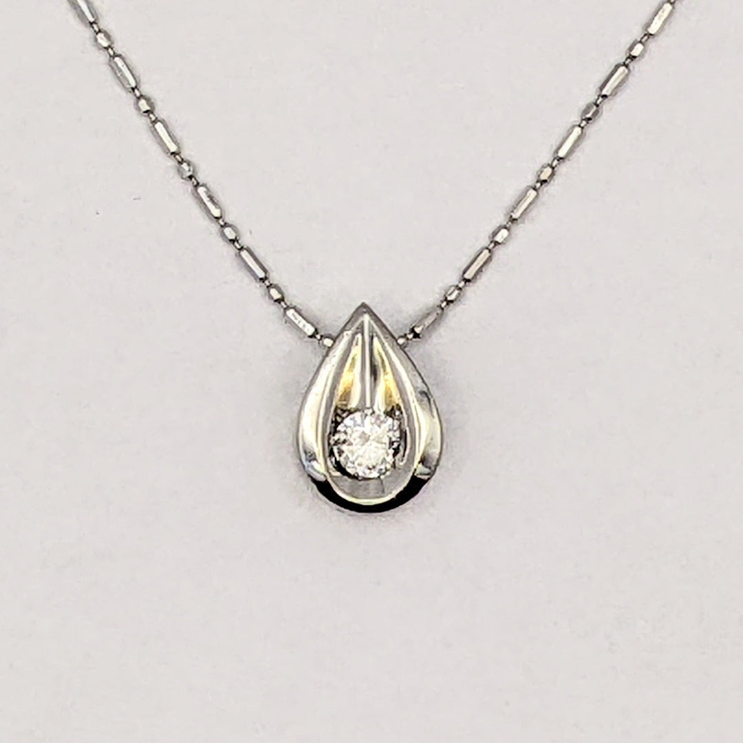 14K WHITE .11 CARAT TOTAL I1 H DIAMOND ROUND PEAR SHAPE ESTATE PENDANT & CHAIN 2.4 GRAMS