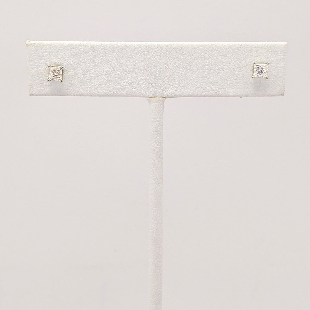 14K WHITE .47 CARAT TOTAL WEIGHT I1 I DIAMOND PRINCESS CUT (2) ESTATE STUD EARRINGS 0.6 GRAMS