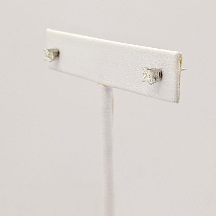 14K WHITE .47 CARAT TOTAL WEIGHT I1 I DIAMOND PRINCESS CUT (2) ESTATE STUD EARRINGS 0.6 GRAMS