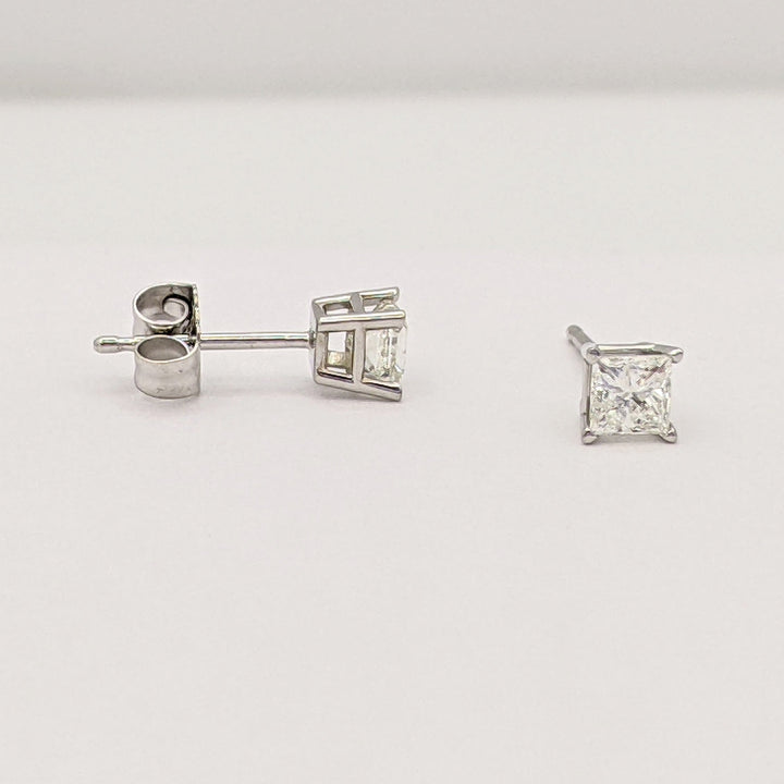 14K WHITE .47 CARAT TOTAL WEIGHT I1 I DIAMOND PRINCESS CUT (2) ESTATE STUD EARRINGS 0.6 GRAMS