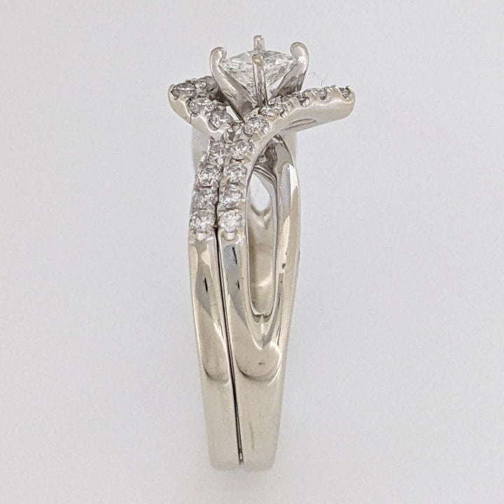 14K WHITE .49 CARAT TOTAL WEIGHT SI1 H DIAMOND PRINCESS CUT (1) ROUND (31) 3-ROW ESTATE RING 4.6 GRAMS