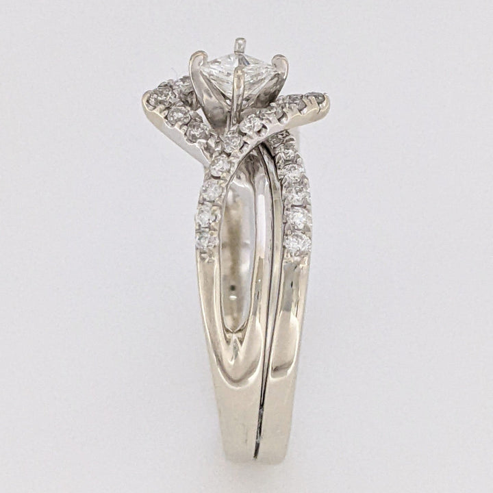 14K WHITE .49 CARAT TOTAL WEIGHT SI1 H DIAMOND PRINCESS CUT (1) ROUND (31) 3-ROW ESTATE RING 4.6 GRAMS