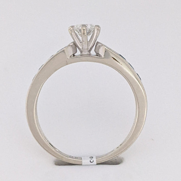 14K WHITE .54 CARAT TOTAL WEIGHT I1 H (10) BLUE (8) CHANNEL SET ESTATE RING 2.8 GRAMS