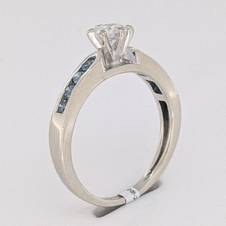 14K WHITE .54 CARAT TOTAL WEIGHT I1 H (10) BLUE (8) CHANNEL SET ESTATE RING 2.8 GRAMS