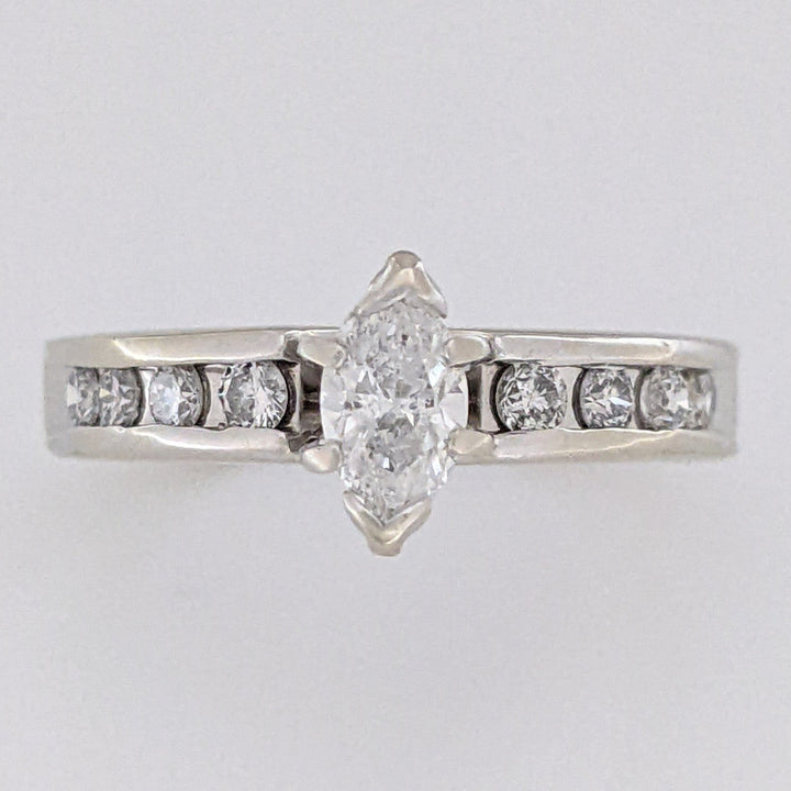 14K WHITE .77 CARAT TOTAL WEIGHT I1 H DIAMOND MARQUISE (1) ROUND (8) ESTATE RING 5.7 GRAMS