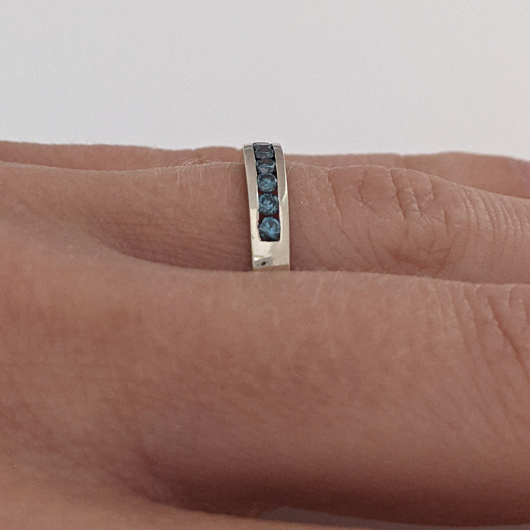 14K WHITE .30 CARAT TOTAL WEIGHT SI1 BLUE DIAMOND ROUND (10) ESTATE CHANNEL BAND 2.1 GRAMS