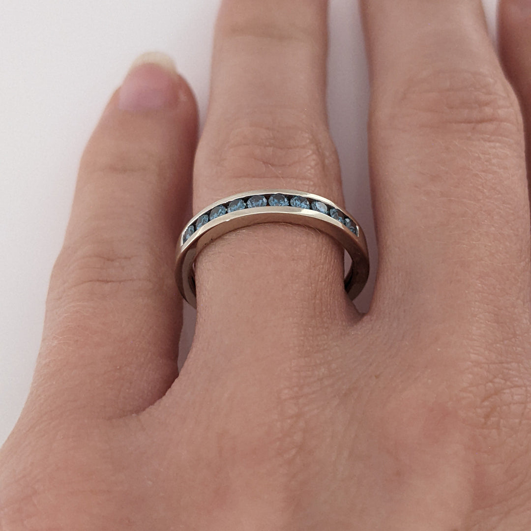 14K WHITE .30 CARAT TOTAL WEIGHT SI1 BLUE DIAMOND ROUND (10) ESTATE CHANNEL BAND 2.1 GRAMS
