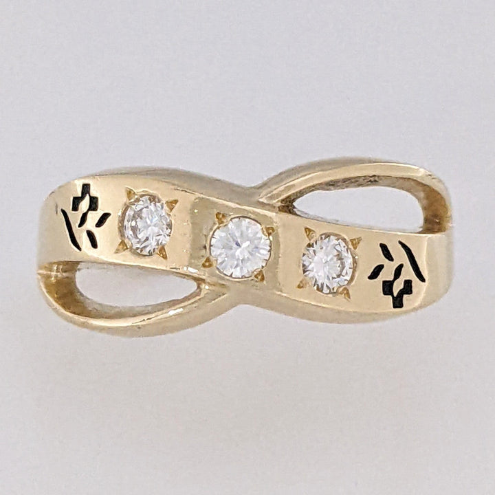 14K .21 CARAT TOTAL WEIGHT VS1 I DIAMOND ROUND (3) BLACK ENAMEL ESTATE RING 3.8 GRAMS