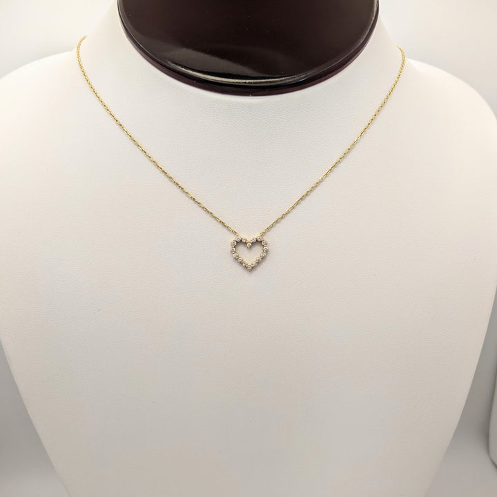 14K .32 CARAT TOTAL WEIGHT SI2 I DIAMOND ROUND (16) ESTATE HEART NECKLACE 2.3 GRAMS