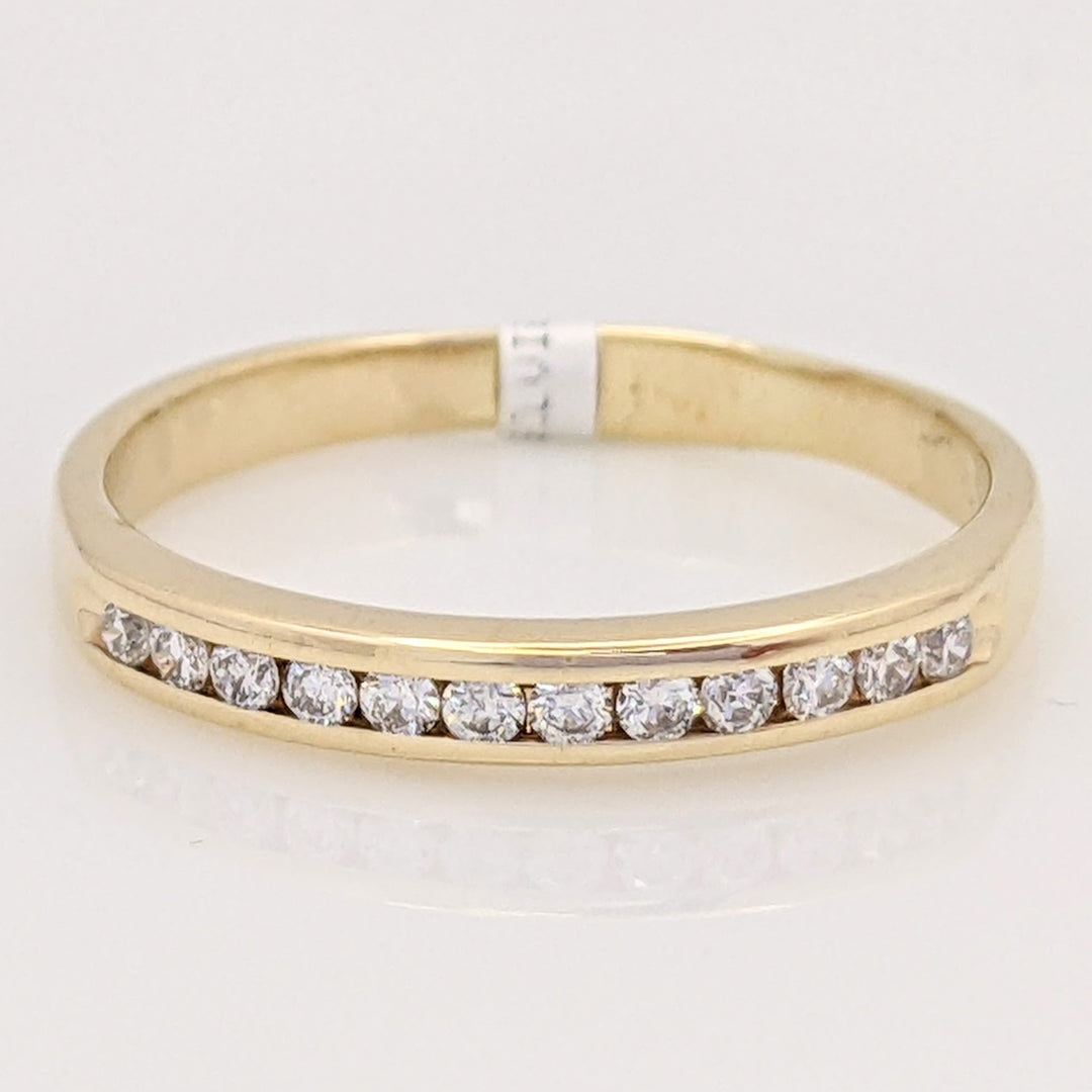 14K .24 CARAT TOTAL WEIGHT SI2 I DIAMOND ROUND (12) ESTATE CHANNEL BAND 3.1 GRAMS