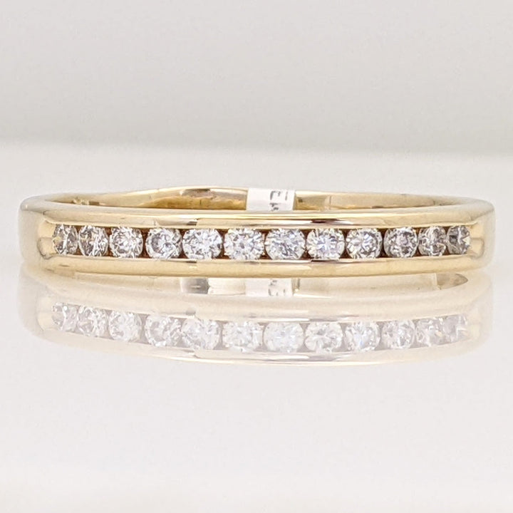 14K .24 CARAT TOTAL WEIGHT SI2 I DIAMOND ROUND (12) ESTATE CHANNEL BAND 3.1 GRAMS
