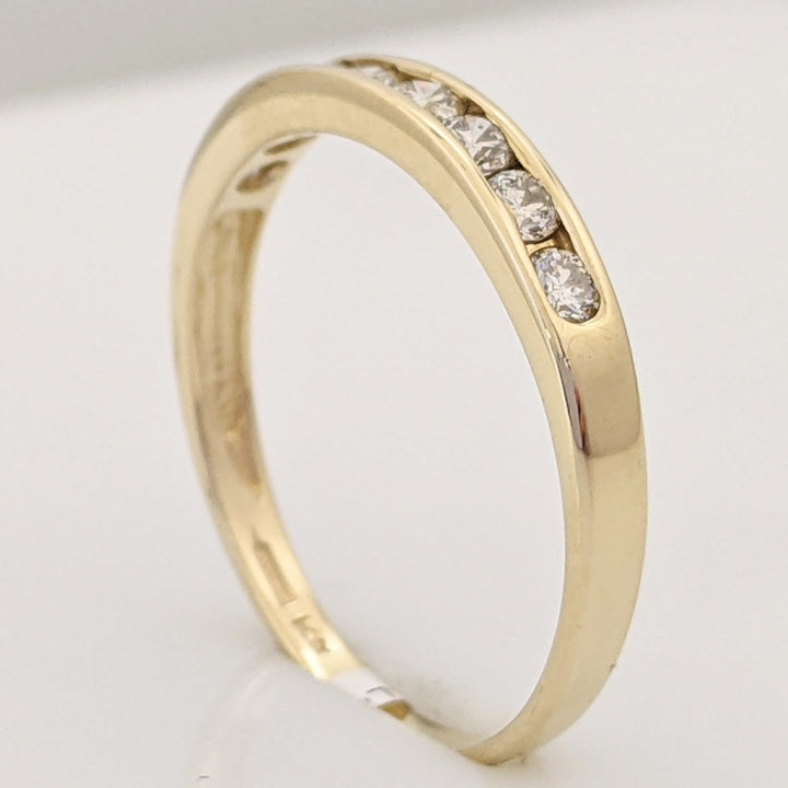 14K .40 CARAT TOTAL WEIGHT SI2 J DIAMOND ROUND (8) ESTATE CHANNEL BAND 2.0 GRAMS