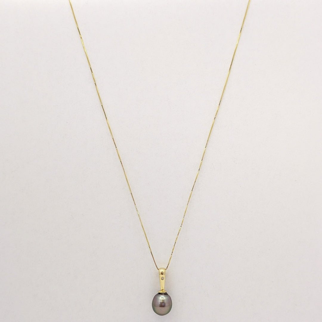 14K TAHITIAN PEARL ROUND 9MM WITH MELEE ESTATE PENDANT & CHAIN 4.4 GRAMS