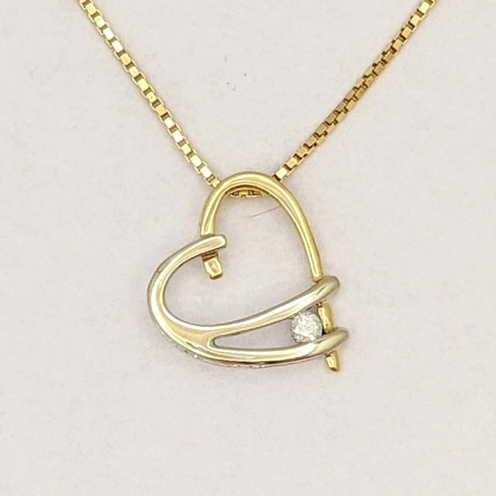 14K TWO-TONE .05 CARAT TOTAL DIAMOND ROUND ESTATE HEART PENDANT & CHAIN 1.9 GRAMS