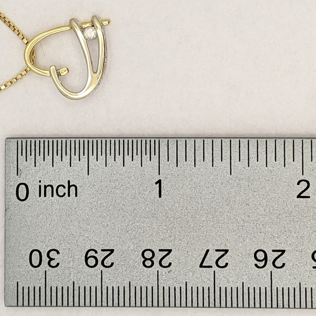 14K TWO-TONE .05 CARAT TOTAL DIAMOND ROUND ESTATE HEART PENDANT & CHAIN 1.9 GRAMS