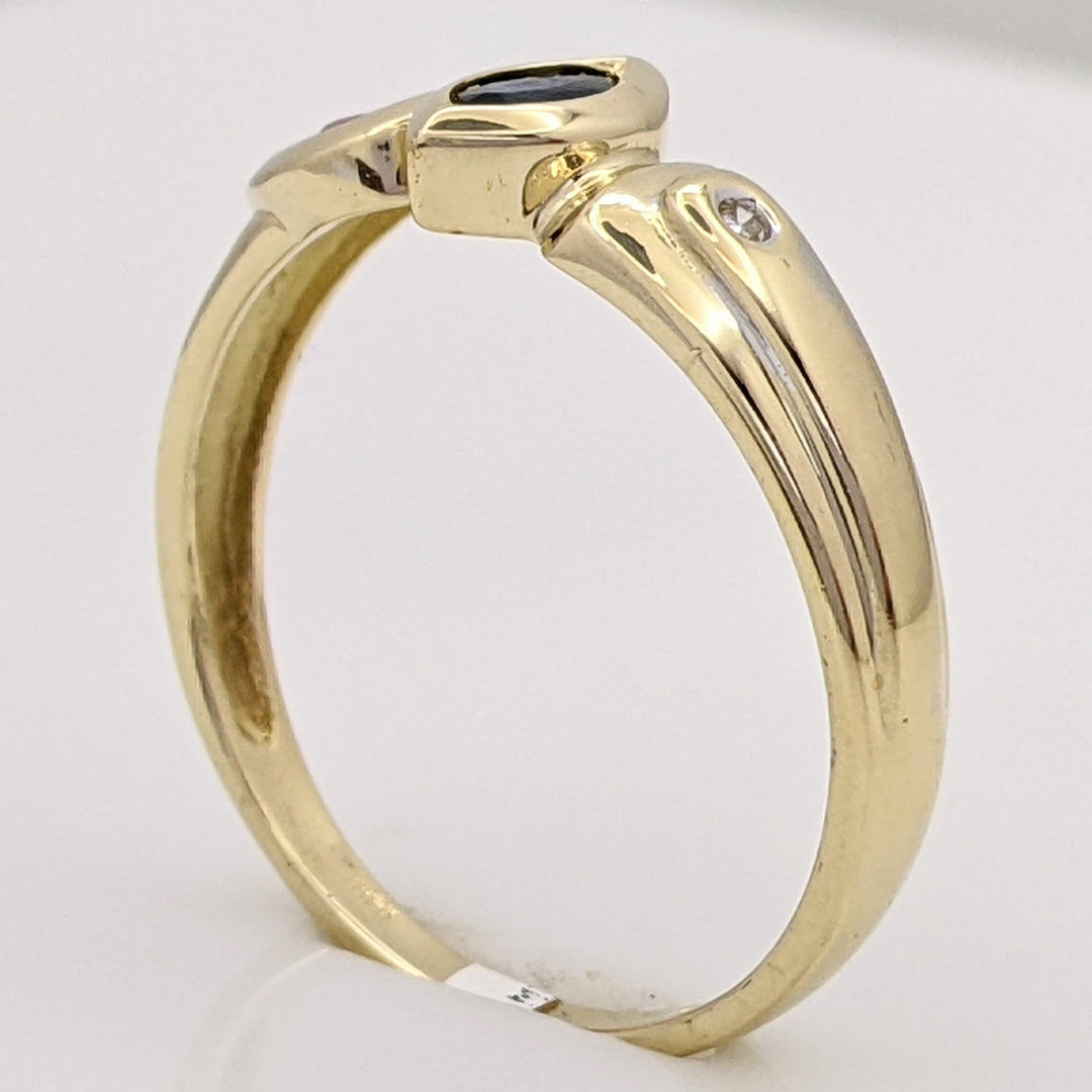 14K TWO-TONE SAPPHIRE MARQUISE 2.5X5 (1) RUBY ROUND 2.4MM (1) WITH MELEE ESTATE RING 2.2 GRAMS