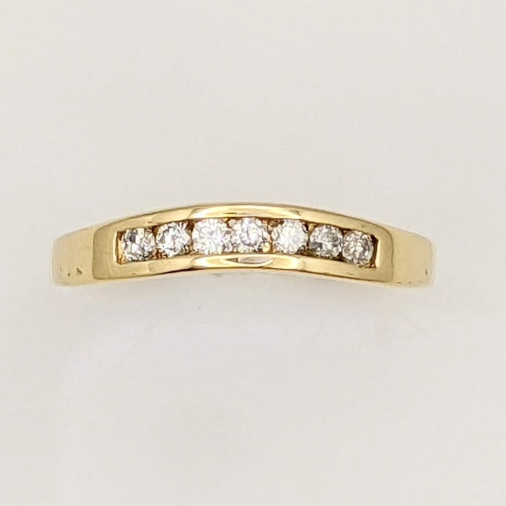 14K .14 CARAT TOTAL WEIGHT I1 I DIAMOND ROUND (7) CHANNEL CURVED ESTATE BAND 2.6 GRAMS