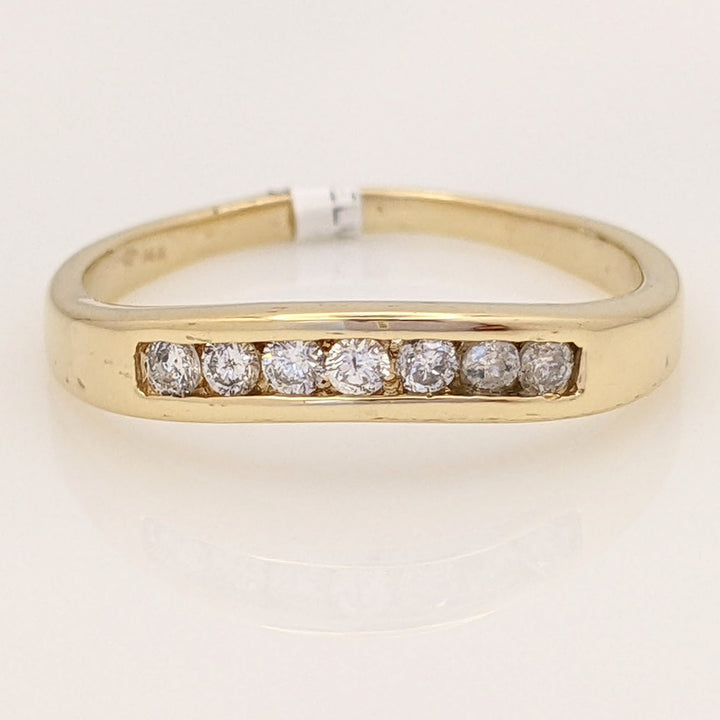 14K .14 CARAT TOTAL WEIGHT I1 I DIAMOND ROUND (7) CHANNEL CURVED ESTATE BAND 2.6 GRAMS